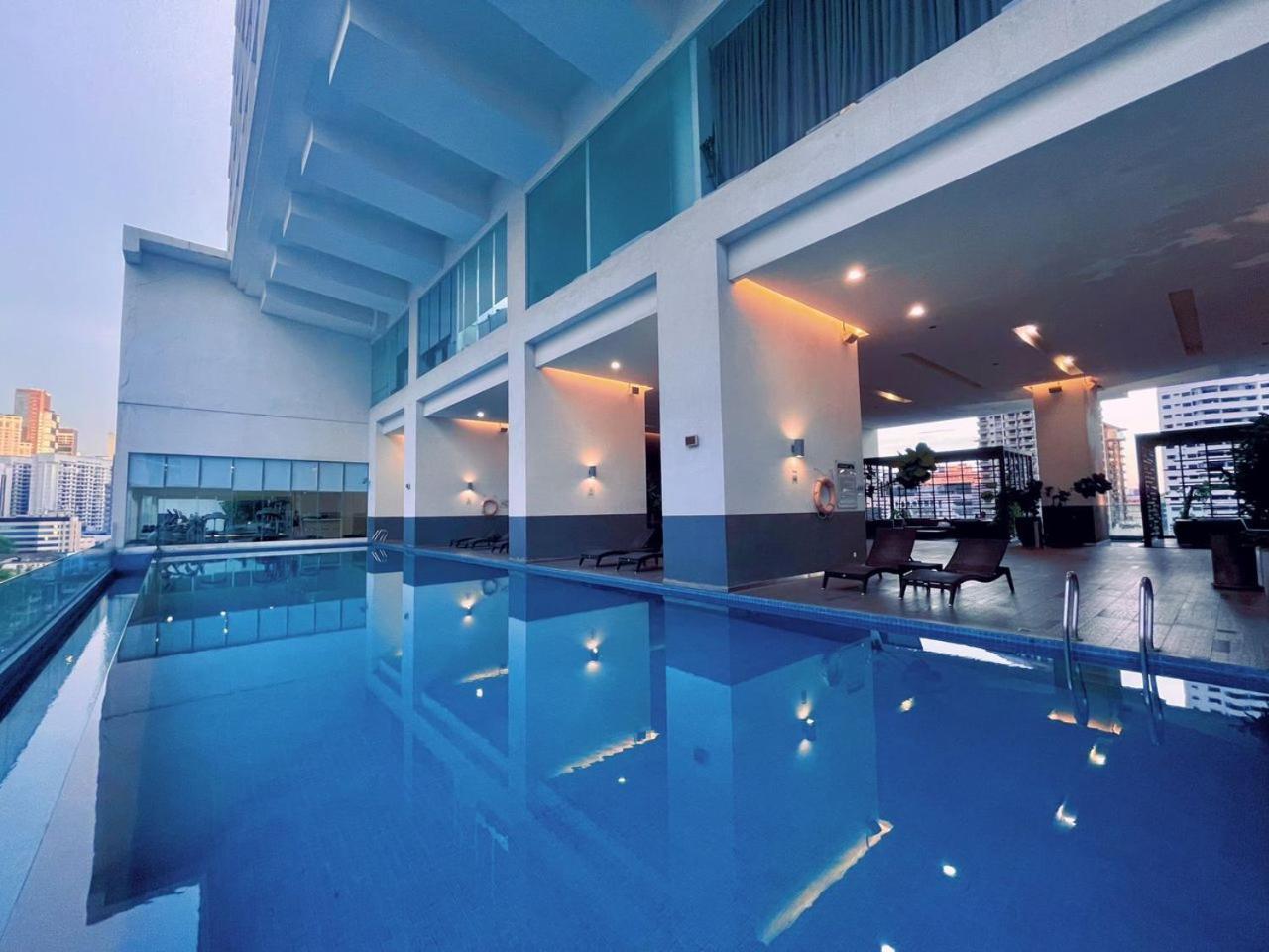 Lux Suites Kl City Pavilion Bukit Bintang With Infinity Pool Kuala Lumpur Eksteriør bilde