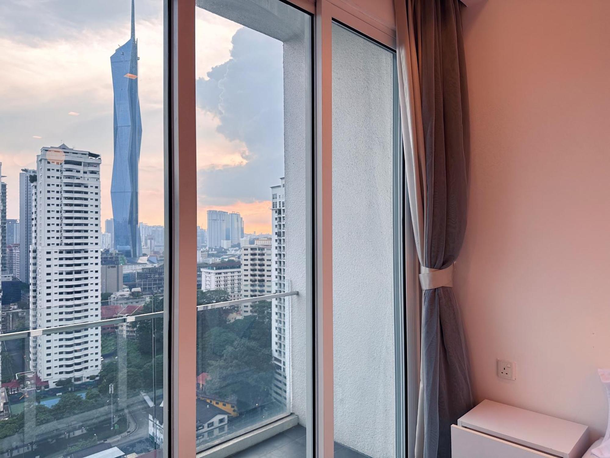 Lux Suites Kl City Pavilion Bukit Bintang With Infinity Pool Kuala Lumpur Eksteriør bilde